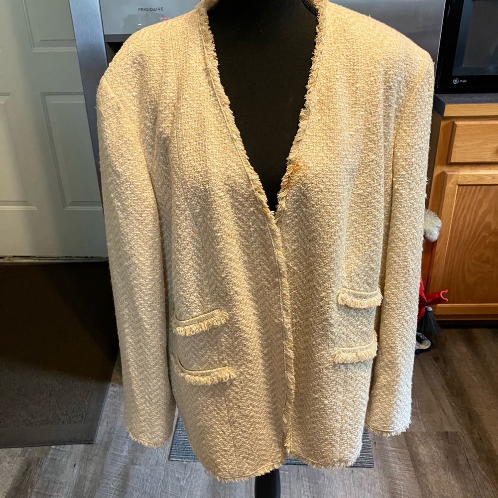 Dana Buchanan Women’s Jacket